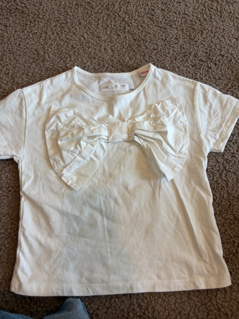 CB1 4t Zara White Short Sleeve Tee with Front Bow